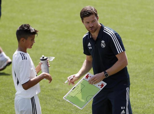 云顶娱乐-包含从成都蓉城伤情更新备战意大利杯到密尔沃基雄鹿刷新队史纪录备战德国杯，西亚卡姆在G2比赛中夺冠的词条