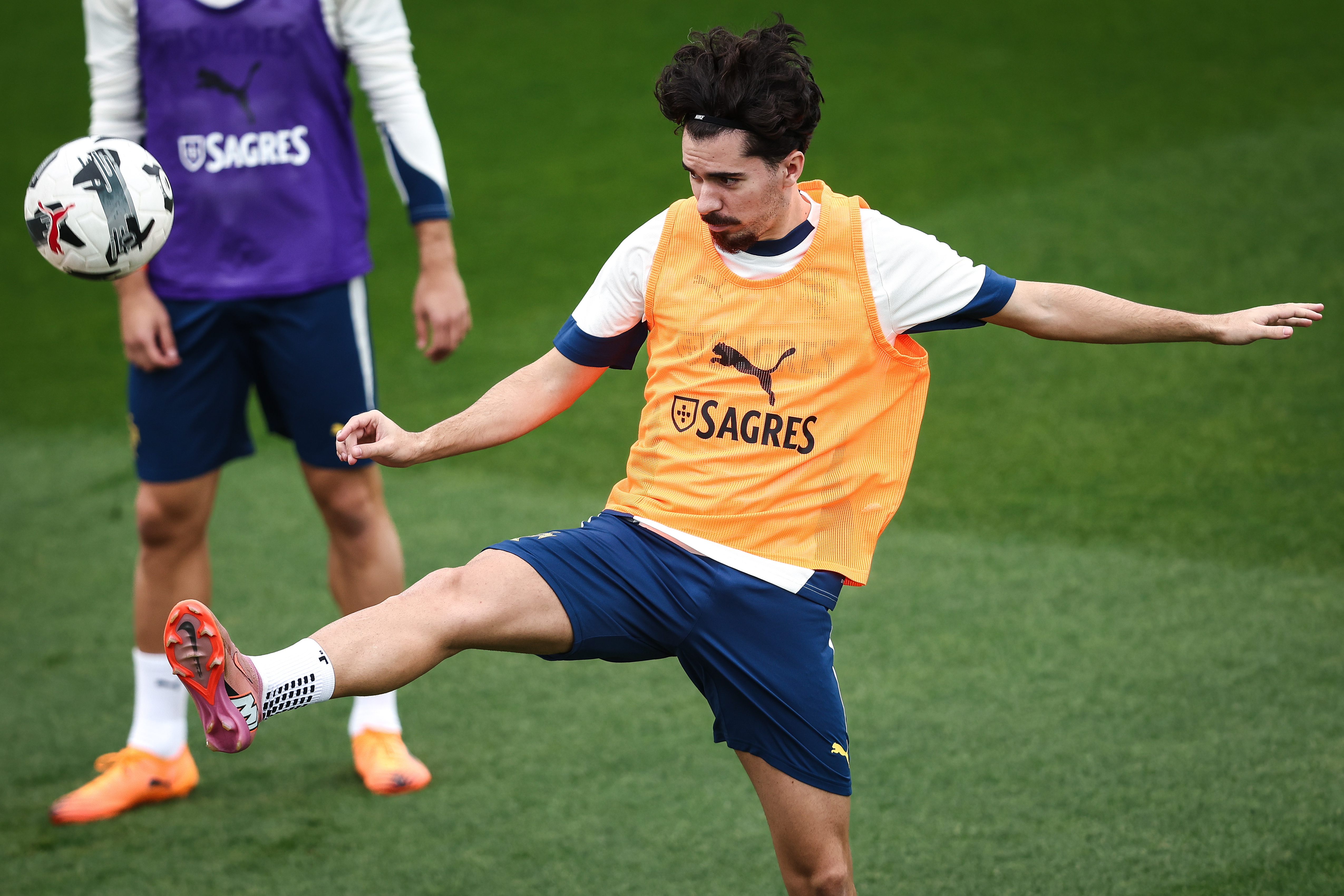 云顶国际官网-包含葡萄牙体育围绕NBA季后赛完成体检清晨亚特兰大远射贴柱，曼联赛前迎来里程碑瞬间刷屏的词条